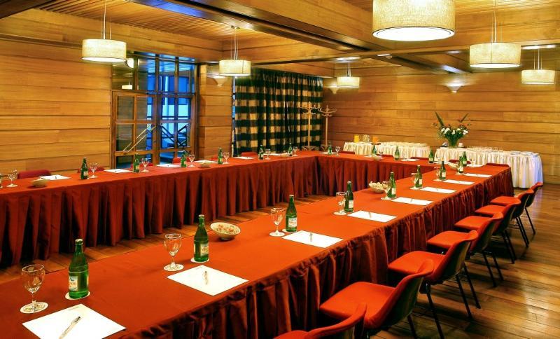 Hotel NH Bariloche Edelweiss Exterior foto